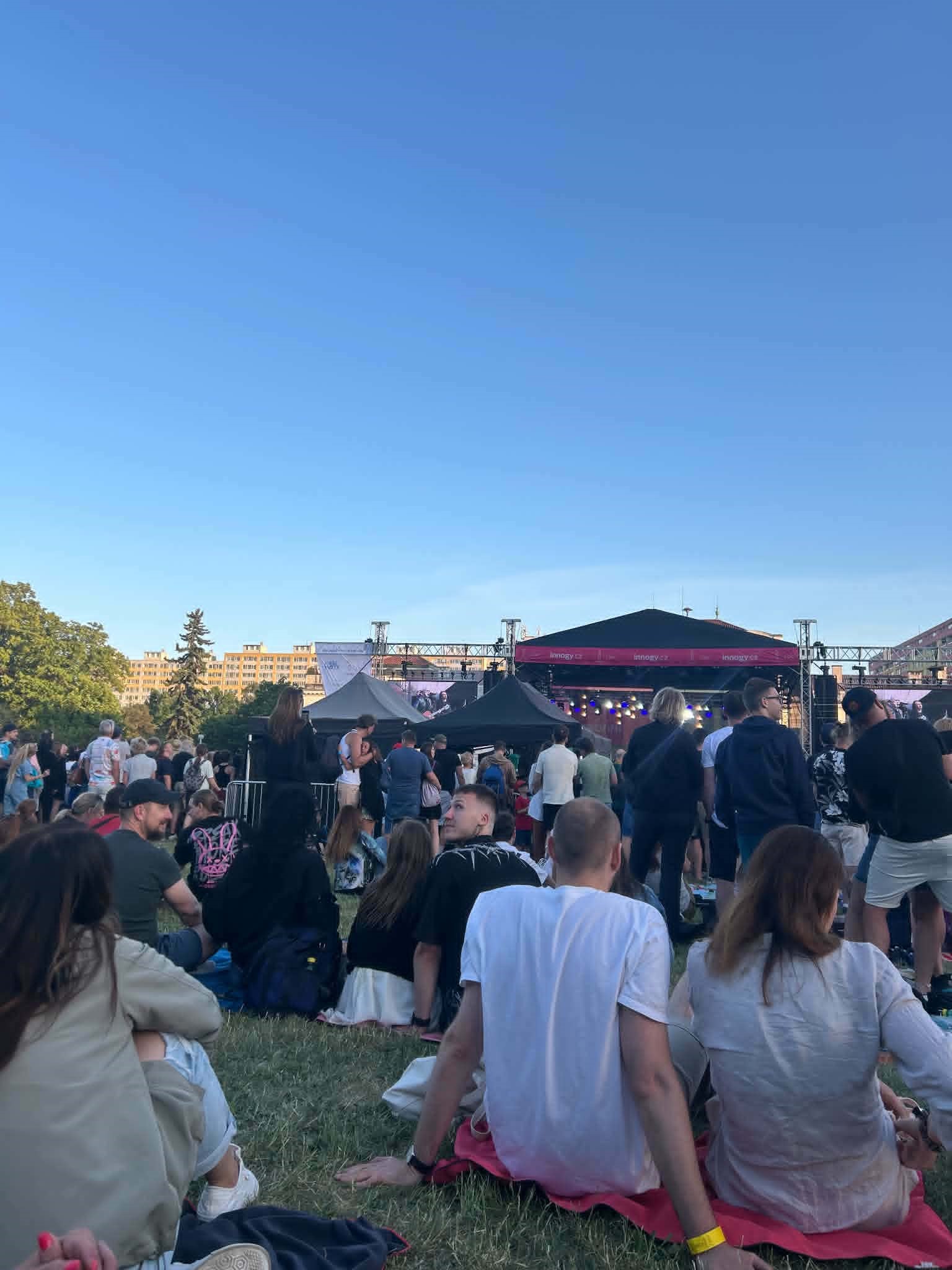 DMO POBYTY na festivalu Mezi ploty: dva dny plné setkávání a inspirace